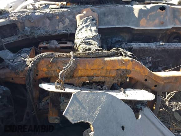 2019 Chrysler 300 S z VIN 2C3CCABG5KH654192, wystawiony jako IAAI lot #40535560 z przebiegiem Nie podano mil oraz . Historia ofert i sprzedaży dostępna na DreamBid. Obrazek 7.