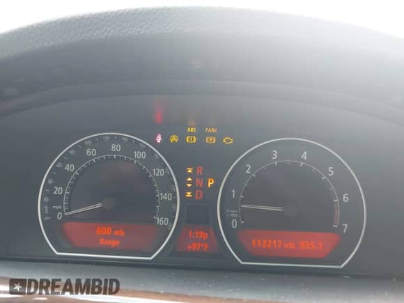 2007 BMW 7 Series 750Li z VIN WBAHN83537DT74855, wystawiony jako IAAI lot #42529689 z przebiegiem 113 217 mil mil oraz . Historia ofert i sprzedaży dostępna na DreamBid. Obrazek 7.
