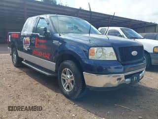 2006 Ford F-150 XLT z VIN 1FTPW12566FA21968, wystawiony jako IAAI lot #43369944 z przebiegiem 317 896 mil mil oraz . Historia ofert i sprzedaży dostępna na DreamBid. Obrazek 1.