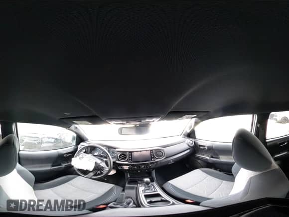 2020 Toyota Tacoma SR5 с VIN 3TMAZ5CN8LM131547, выставлен на аукционе IAAI как лот 43411863 с пробегом 97 412 миль миль и . История ставок и продаж доступна на DreamBid. Изображение 18.