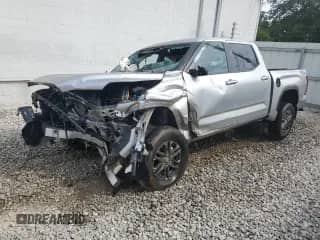 2025 Toyota Tundra SR with VIN 5TFLA5AB8SX048380, listed as a Copart auction lot 70812035 with 9,047 mi miles and Salvage title. Bid and sale history available at DreamBid. Image 1.
