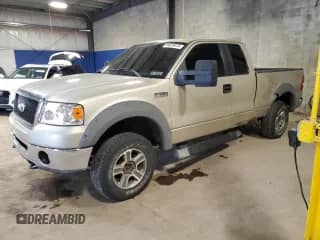 2007 Ford F-150 XLT z VIN 1FTPX14V87NA61552, wystawiony jako Copart lot #84616415 z przebiegiem 237 210 mil mil oraz Szkoda całkowita • Salvage title. Historia ofert i sprzedaży dostępna na DreamBid. Obrazek 1.