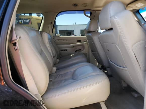 2004 Cadillac Escalade with VIN 1GYEC63TX4R104979, listed as a Copart auction lot 48992455 with 210,937 mi miles and Salvage title. Bid and sale history available at DreamBid. Image 11.