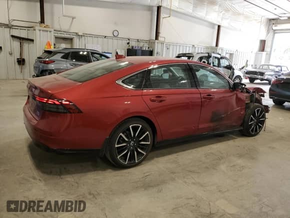 2025 Honda Accord Touring with VIN 1HGCY2F88SA003175, listed as a Copart auction lot 71897685 with 1,846 mi miles and Salvage title. Bid and sale history available at DreamBid. Image 3.