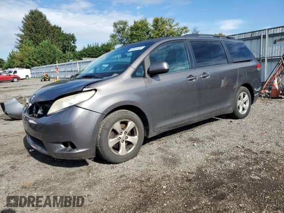 2013 Toyota Sienna LE AAS with VIN 5TDKK3DC3DS350699, listed as a Copart auction lot 83844455 with 167,029 mi miles and Salvage title. Bid and sale history available at DreamBid. Image 1.