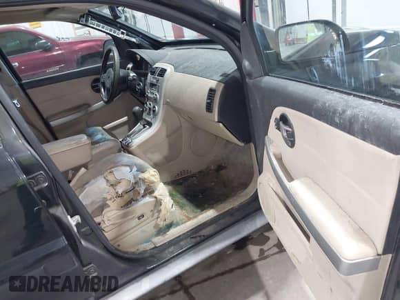 2005 Chevrolet Equinox LT с VIN 2CNDL73F056195139, выставлен на аукционе IAAI как лот 43499351 с пробегом 176 602 миль миль и . История ставок и продаж доступна на DreamBid. Изображение 5.
