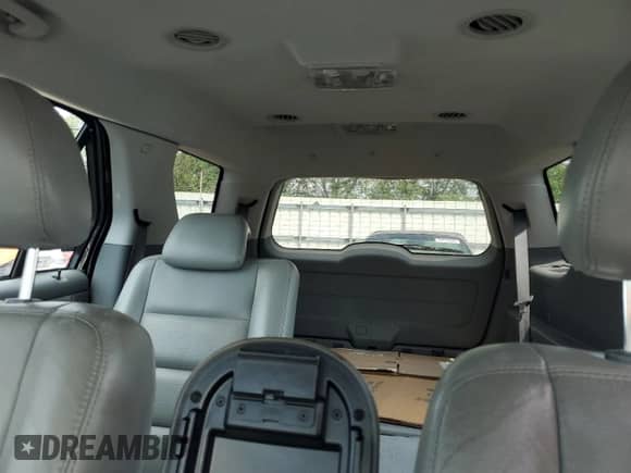 2005 Ford Freestyle SEL с VIN 1FMZK02105GA32268, выставлен на аукционе Copart как лот 63659795 с пробегом Не указан миль и Списание • Salvage title. История ставок и продаж доступна на DreamBid. Изображение 10.