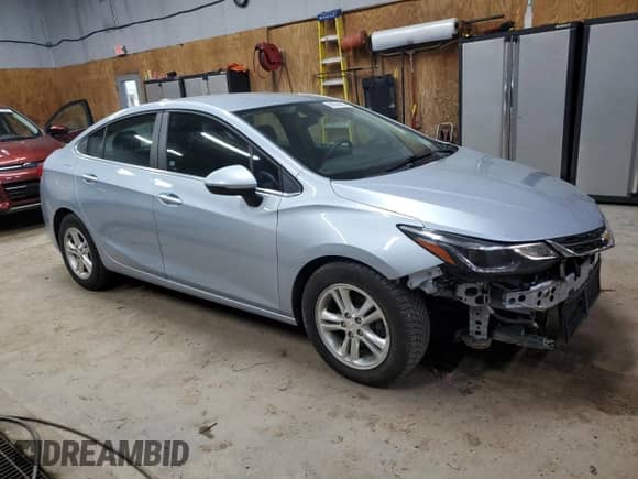 2017 Chevrolet Cruze LT с VIN 1G1BH5SE9H7221082, выставлен на аукционе Copart как лот 60554005 с пробегом 151 235 миль миль и Чистый • Clean title. История ставок и продаж доступна на DreamBid. Изображение 4.