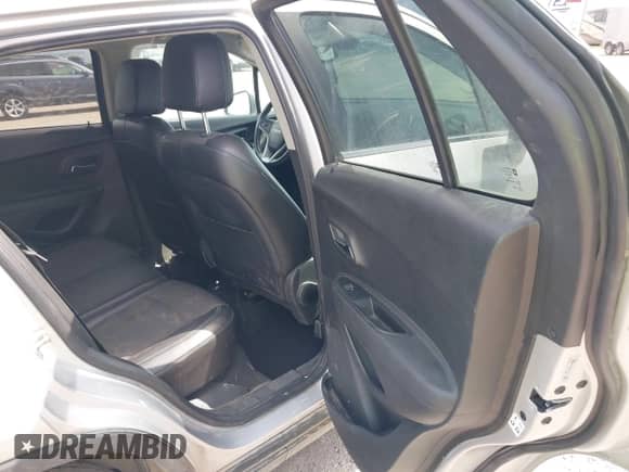 2015 Chevrolet Trax LT с VIN 3GNCJRSB0FL236163, выставлен на аукционе IAAI как лот 42586726 с пробегом 150 121 миль миль и . История ставок и продаж доступна на DreamBid. Изображение 8.