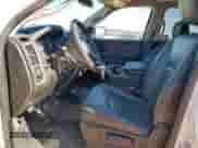 2023 Ram 1500 Tradesman z VIN 3C6RR7KG5PG671855, wystawiony jako Copart lot #59319805 z przebiegiem 29 284 mil mil oraz Szkoda całkowita • Salvage title. Historia ofert i sprzedaży dostępna na DreamBid. Obrazek 7.