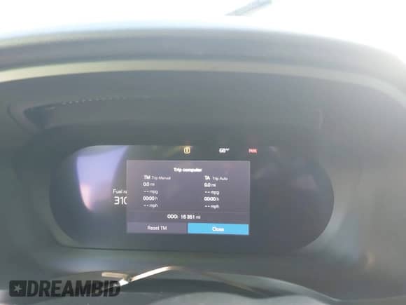 2024 Volvo S60 Plus Black Edition z VIN 7JRL12FH3RG305484, wystawiony jako IAAI lot #41793657 z przebiegiem 16 351 mil mil oraz . Historia ofert i sprzedaży dostępna na DreamBid. Obrazek 7.