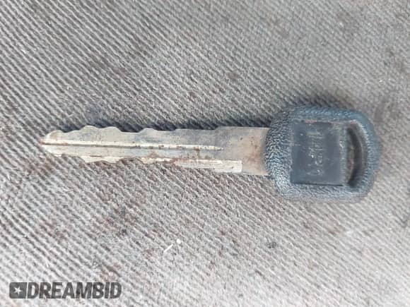 2002 Chevrolet Blazer LS с VIN 1GNCS18W72K226413, выставлен на аукционе IAAI как лот 41982103 с пробегом 133 127 миль миль и . История ставок и продаж доступна на DreamBid. Изображение 11.