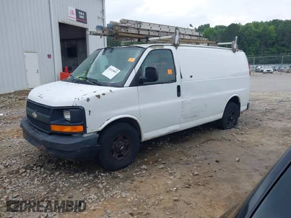 2008 Chevrolet Express Cargo with VIN 1GCFG15X581208303, listed as a IAAI auction lot 42433809 with Not provided miles and . Bid and sale history available at DreamBid. Image 2.