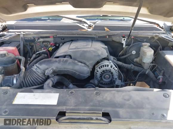 2007 Chevrolet Tahoe LS with VIN 1GNFC13C87R257711, listed as a IAAI auction lot 42959692 with 308,717 mi miles and . Bid and sale history available at DreamBid. Image 10.