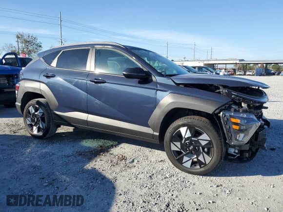 2025 Hyundai Kona SEL Convenience с VIN KM8HCCAB3SU217271, выставлен на аукционе Copart как лот 42776735 с пробегом 6 135 миль миль и Списание • Salvage title. История ставок и продаж доступна на DreamBid. Изображение 4.