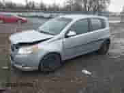 2010 Chevrolet Aveo 2LT z VIN KL1TG6DE2AB103709, wystawiony jako IAAI lot #42122816 z przebiegiem 140 438 mil mil oraz . Historia ofert i sprzedaży dostępna na DreamBid. Obrazek 2.