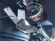 2019 BMW 5 Series 530e xDrive z VIN WBAJB1C58KB375764, wystawiony jako IAAI lot #40611361 z przebiegiem 45 895 mil mil oraz . Historia ofert i sprzedaży dostępna na DreamBid. Obrazek 11.