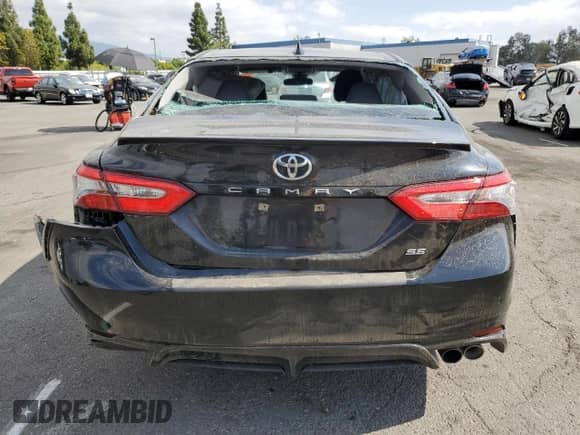 2019 Toyota Camry SE z VIN 4T1B11HK3KU194130, wystawiony jako Copart lot #81769875 z przebiegiem 156 279 mil mil oraz Szkoda całkowita • Salvage title. Historia ofert i sprzedaży dostępna na DreamBid. Obrazek 6.