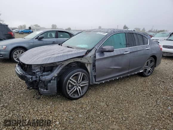 2016 Honda Accord Touring с VIN 1HGCR3F97GA030452, выставлен на аукционе Copart как лот 82491995 с пробегом 30 807 миль миль и Списание • Salvage title. История ставок и продаж доступна на DreamBid. Изображение 1.