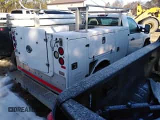 2008 Chevrolet Silverado 3500 с VIN 1GBHC34KX8E209725, выставлен на аукционе Copart как лот 84049514 с пробегом 222 549 миль миль и Списание • Salvage title. История ставок и продаж доступна на DreamBid. Изображение 3.