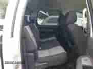 2007 GMC Sierra 1500 SLE1 z VIN 2GTEC13C371713921, wystawiony jako IAAI lot #42480643 z przebiegiem 251 872 mil mil oraz . Historia ofert i sprzedaży dostępna na DreamBid. Obrazek 8.