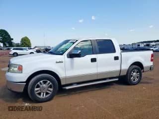 2007 Ford F-150 XLT с VIN 1FTRW12W27KC01569, выставлен на аукционе Copart как лот 81963435 с пробегом 199 340 миль миль и Чистый • Clean title. История ставок и продаж доступна на DreamBid. Изображение 1.