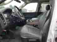 2018 Ram 1500 Express z VIN 3C6RR7KT3JG137841, wystawiony jako Copart lot #65217995 z przebiegiem 36 123 mil mil oraz Czysty tytuł • Clean title. Historia ofert i sprzedaży dostępna na DreamBid. Obrazek 7.