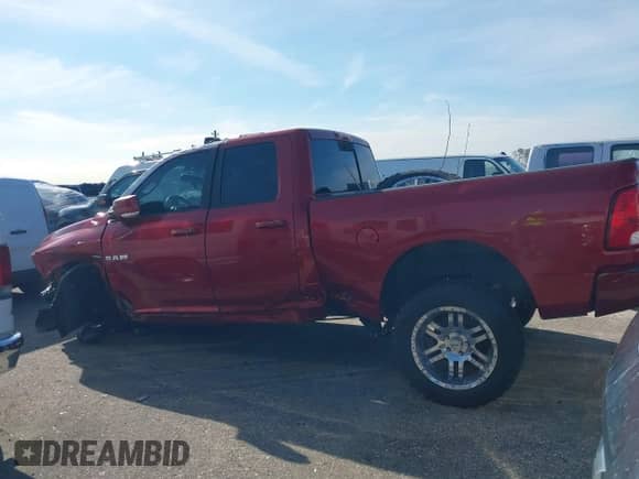 2010 Dodge 1500 SLT with VIN 1D7RV1GT6AS193894, listed as a IAAI auction lot 41010366 with 190,354 mi miles and . Bid and sale history available at DreamBid. Image 14.