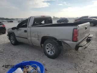 2005 Chevrolet Silverado 1500 z VIN 1GCEC14X75Z302382, wystawiony jako Copart lot #68859405 z przebiegiem Nie podano mil oraz Czysty tytuł • Clean title. Historia ofert i sprzedaży dostępna na DreamBid. Obrazek 2.