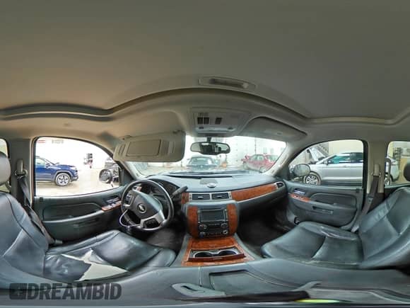 2013 Chevrolet Suburban LTZ с VIN 1GNSKKE75DR157293, выставлен на аукционе Copart как лот 47184115 с пробегом 168 208 миль миль и Чистый • Clean title. История ставок и продаж доступна на DreamBid. Изображение 15.