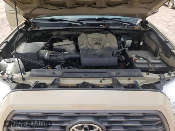2020 Toyota Tacoma SR with VIN 3TMCZ5AN2LM350550, listed as a Copart auction lot 68075545 with 149,896 mi miles and Salvage title. Bid and sale history available at DreamBid. Image 11.