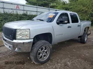 2012 Chevrolet Silverado 1500 LS z VIN 3GCPKREA8CG195912, wystawiony jako Copart lot #82070915 z przebiegiem 239 643 mil mil oraz Czysty tytuł • Clean title. Historia ofert i sprzedaży dostępna na DreamBid. Obrazek 1.