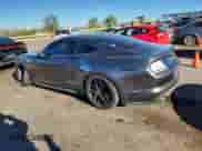 2017 Ford Mustang GT z VIN 1FA6P8CF2H5272235, wystawiony jako Copart lot #82162045 z przebiegiem 83 940 mil mil oraz Szkoda całkowita • Salvage title. Historia ofert i sprzedaży dostępna na DreamBid. Obrazek 2.