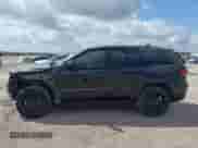 2020 Jeep Grand Cherokee Altitude с VIN 1C4RJEAG7LC113752, выставлен на аукционе IAAI как лот 42529528 с пробегом 104 723 миль миль и . История ставок и продаж доступна на DreamBid. Изображение 15.