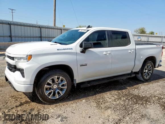 2022 Chevrolet Silverado 1500 RST with VIN 1GCUDEET3NZ644942, listed as a Copart auction lot 80196015 with 120,887 mi miles and Clean title. Bid and sale history available at DreamBid. Image 1.