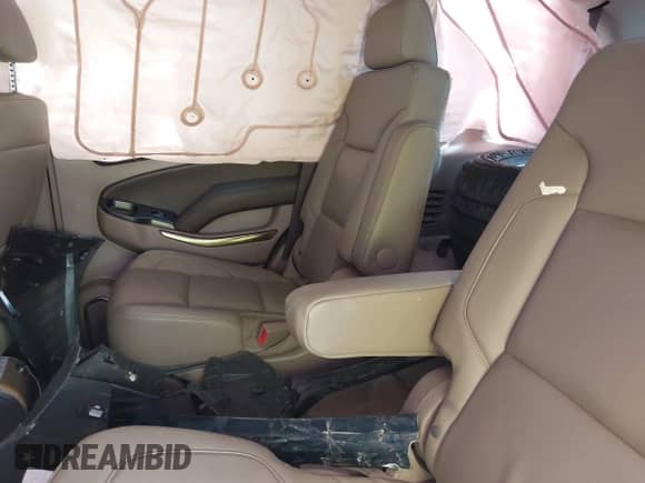 2018 Chevrolet Tahoe LT with VIN 1GNSKBKC4JR156035, listed as a IAAI auction lot 43009937 with 152,555 mi miles and . Bid and sale history available at DreamBid. Image 8.