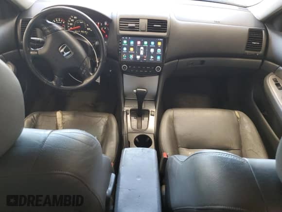 2005 Honda Accord with VIN JHMCN36445C015714, listed as a Copart auction lot 84590035 with 222,444 mi miles and Non repairable. Bid and sale history available at DreamBid. Image 8.