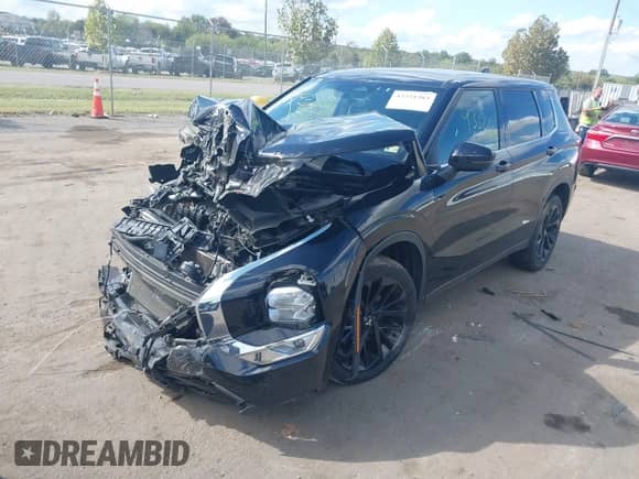 2023 Mitsubishi Outlander SEL z VIN JA4J4VA86PZ017931, wystawiony jako IAAI lot #43321383 z przebiegiem 58 394 mil mil oraz . Historia ofert i sprzedaży dostępna na DreamBid. Obrazek 17.