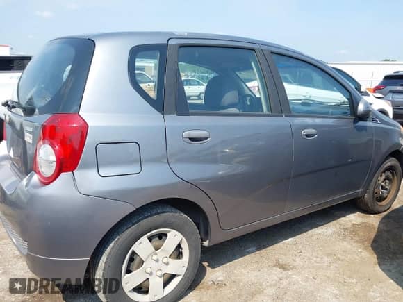 2009 Chevrolet Aveo 1LT с VIN KL1TD66E79B346661, выставлен на аукционе IAAI как лот 42918868 с пробегом Не указан миль и . История ставок и продаж доступна на DreamBid. Изображение 12.