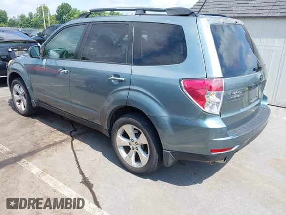 2010 Subaru Forester XT Limited with VIN JF2SH6FC7AH906009, listed as a IAAI auction lot 42628654 with 179,485 mi miles and . Bid and sale history available at DreamBid. Image 3.