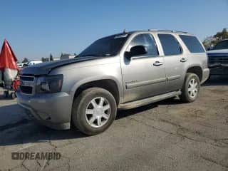 2007 Chevrolet Tahoe LS with VIN 1GNFC13C77R340997, listed as a Copart auction lot 89850295 with 191,302 mi miles and Salvage title. Bid and sale history available at DreamBid. Image 1.