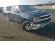 2018 Chevrolet Silverado 1500 LT z VIN 1GCVKREHXJZ174691, wystawiony jako Copart lot #68733385 z przebiegiem 172 625 mil mil oraz Szkoda całkowita • Salvage title. Historia ofert i sprzedaży dostępna na DreamBid. Obrazek 13.