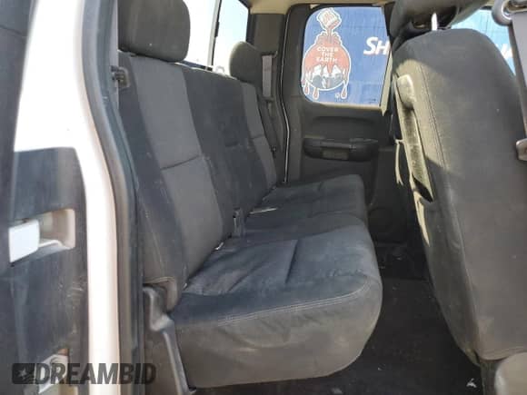 2011 Chevrolet Silverado 3500 z VIN 1GC5K0CG5BZ130847, wystawiony jako Copart lot #74311024 z przebiegiem 251 940 mil mil oraz Szkoda całkowita • Salvage title. Historia ofert i sprzedaży dostępna na DreamBid. Obrazek 11.