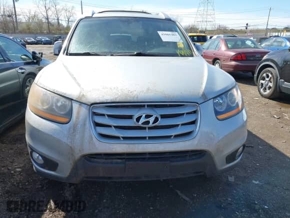 2010 Hyundai Santa Fe Limited with VIN 5NMSK4AG8AH380714, listed as a IAAI auction lot 41865483 with 169,554 mi miles and . Bid and sale history available at DreamBid. Image 6.