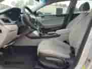 2015 Hyundai Sonata SE с VIN 5NPE24AF4FH202247, выставлен на аукционе Copart как лот 84384745 с пробегом 188 472 миль миль и Списание • Salvage title. История ставок и продаж доступна на DreamBid. Изображение 7.