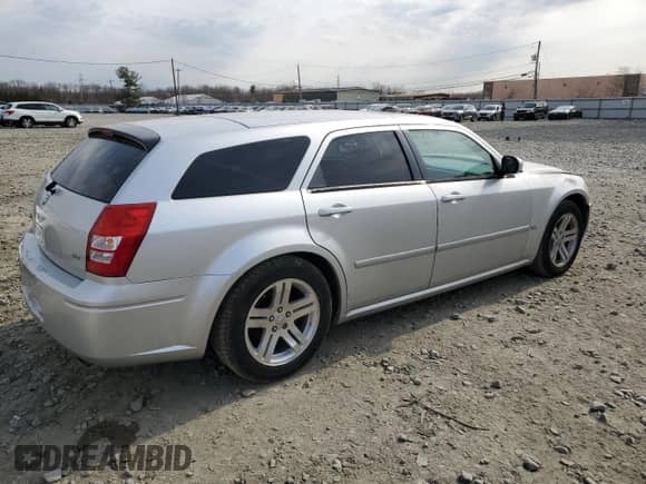 2006 Dodge Magnum with VIN 2D4FV47V36H369396, listed as a Copart auction lot 48757255 with 94,524 mi miles and Salvage title. Bid and sale history available at DreamBid. Image 3.