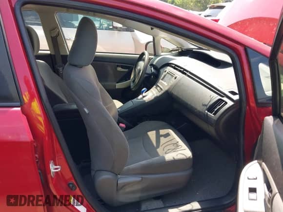 2013 Toyota Prius One with VIN JTDKN3DU1D1621238, listed as a IAAI auction lot 42609821 with 73,214 mi miles and . Bid and sale history available at DreamBid. Image 5.