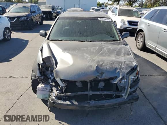 2005 Toyota Camry LE с VIN 4T1BE30K65U611529, выставлен на аукционе Copart как лот 81284905 с пробегом 309 557 миль миль и Списание • Salvage title. История ставок и продаж доступна на DreamBid. Изображение 5.