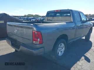 2010 Dodge 1500 SLT z VIN 1D7RV1GP6AS102240, wystawiony jako IAAI lot #43419244 z przebiegiem Nie podano mil oraz . Historia ofert i sprzedaży dostępna na DreamBid. Obrazek 4.