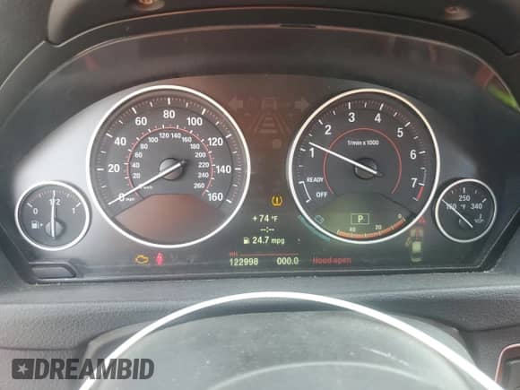 2013 BMW 3 Series 328i xDrive с VIN WBA3B5C55DF138970, выставлен на аукционе Copart как лот 85874695 с пробегом 122 998 миль миль и Чистый • Clean title. История ставок и продаж доступна на DreamBid. Изображение 9.